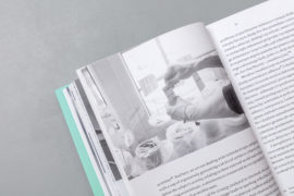 W podróży. W poszukiwaniu codzienności artyfikowanej, Jola Jastrząb