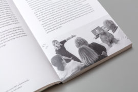 W podróży. W poszukiwaniu codzienności artyfikowanej, Jola Jastrząb